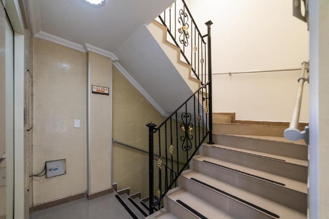 Hotel Ejecutivo 63 In โบโกตา ภายนอก รูปภาพ