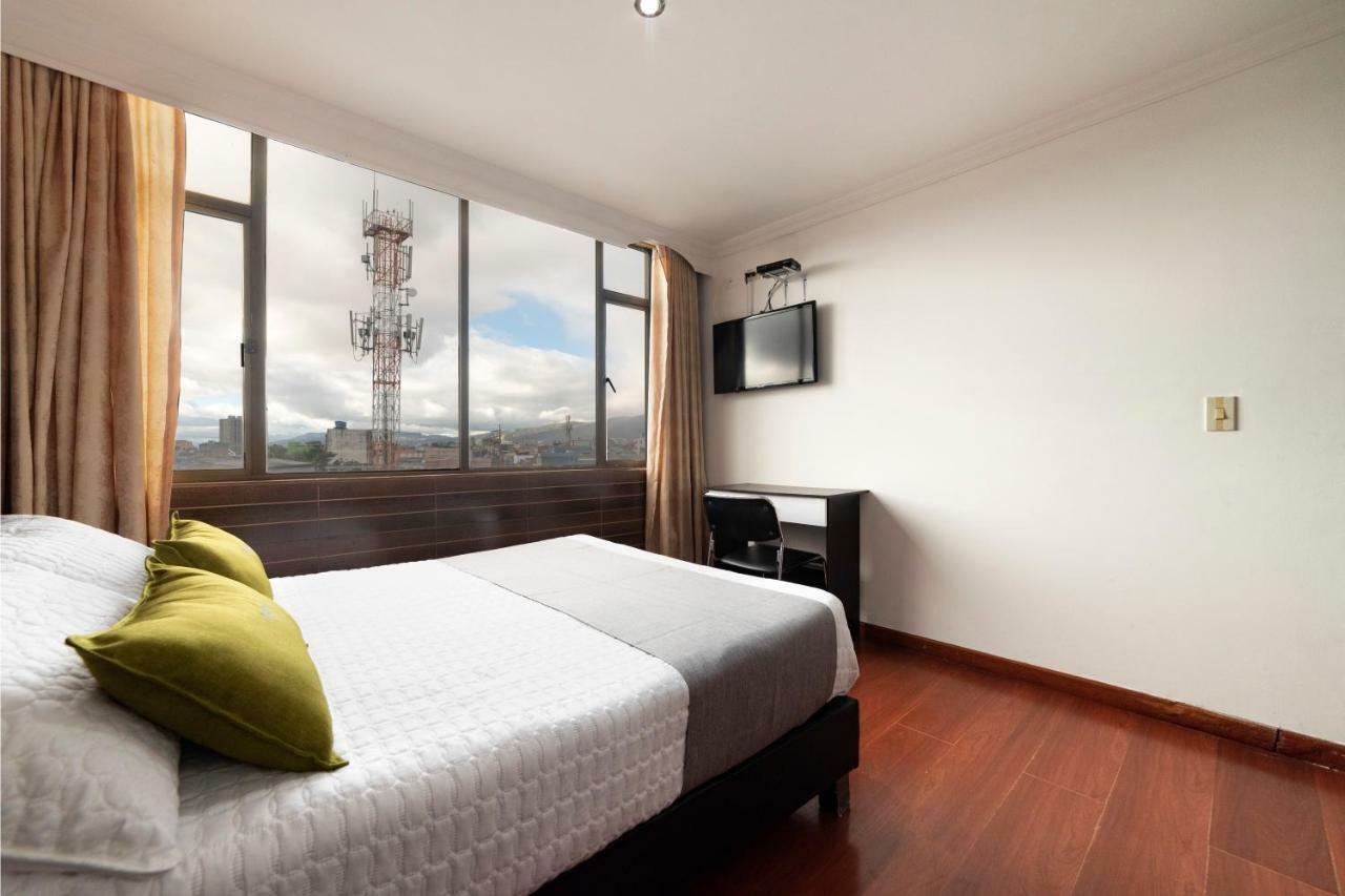 Hotel Ejecutivo 63 In โบโกตา ภายนอก รูปภาพ